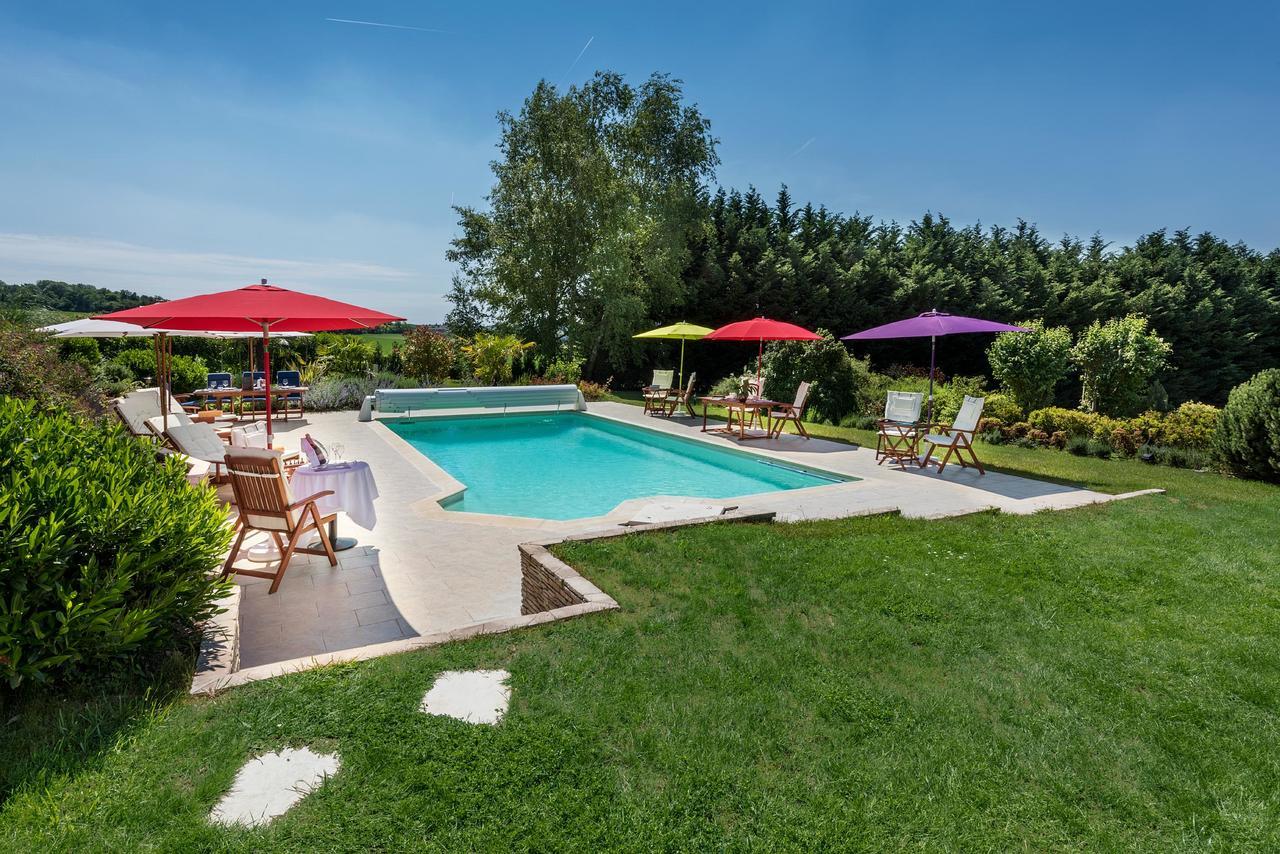 Bed and Breakfast Domaine Du Bois Des Anges Germigny-l'Eveque Exterior foto